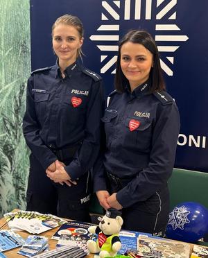 Policjantki na stoisku WOŚP