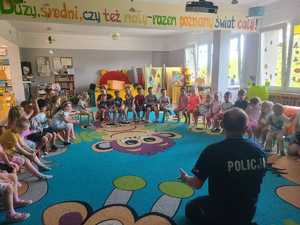 Policjant na spotkaniu