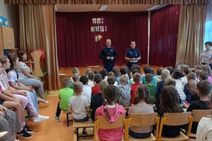 Policjanci podczas spotkania