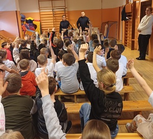 Policjanci podczas spotkania