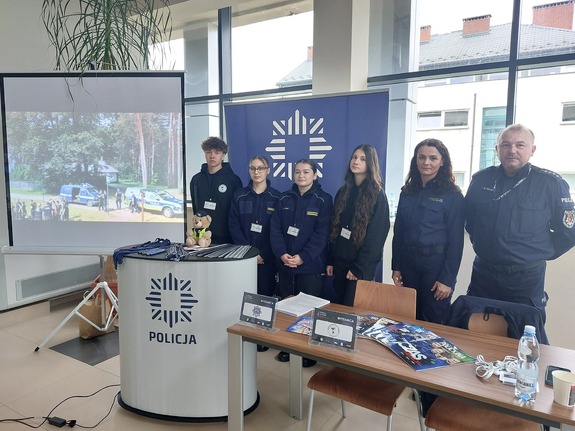 Policjanci podczas targów